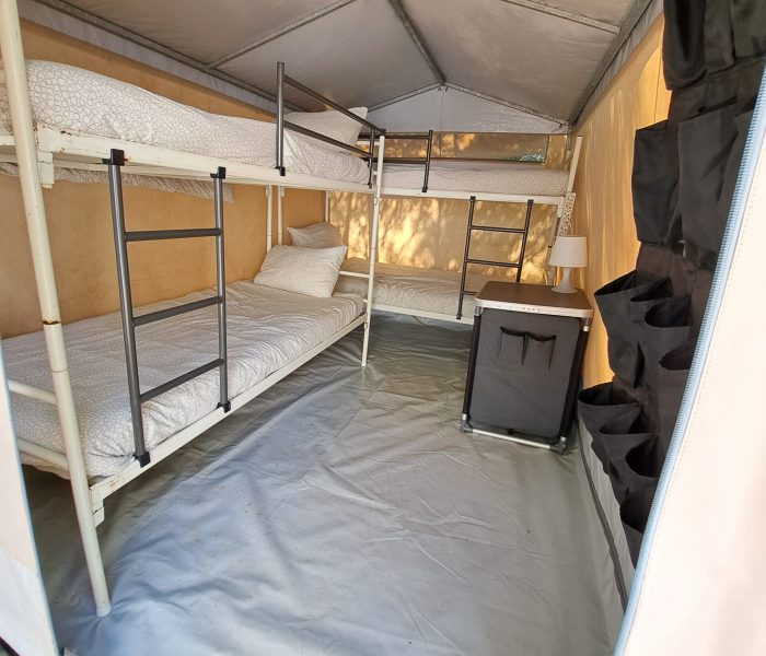 4p tent - inside